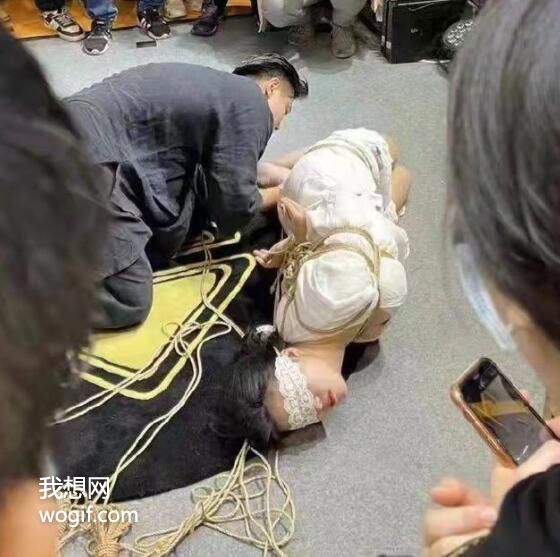 廣州性博會捆綁藝術，手把手教你如何“捆綁女人”？
